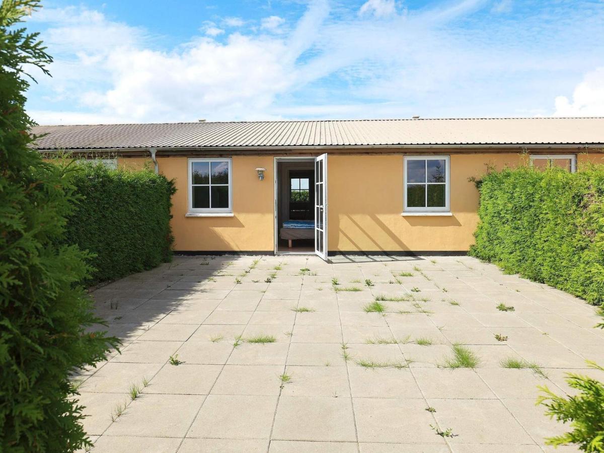 6 Person Holiday Home In Fåborg Екстериор снимка