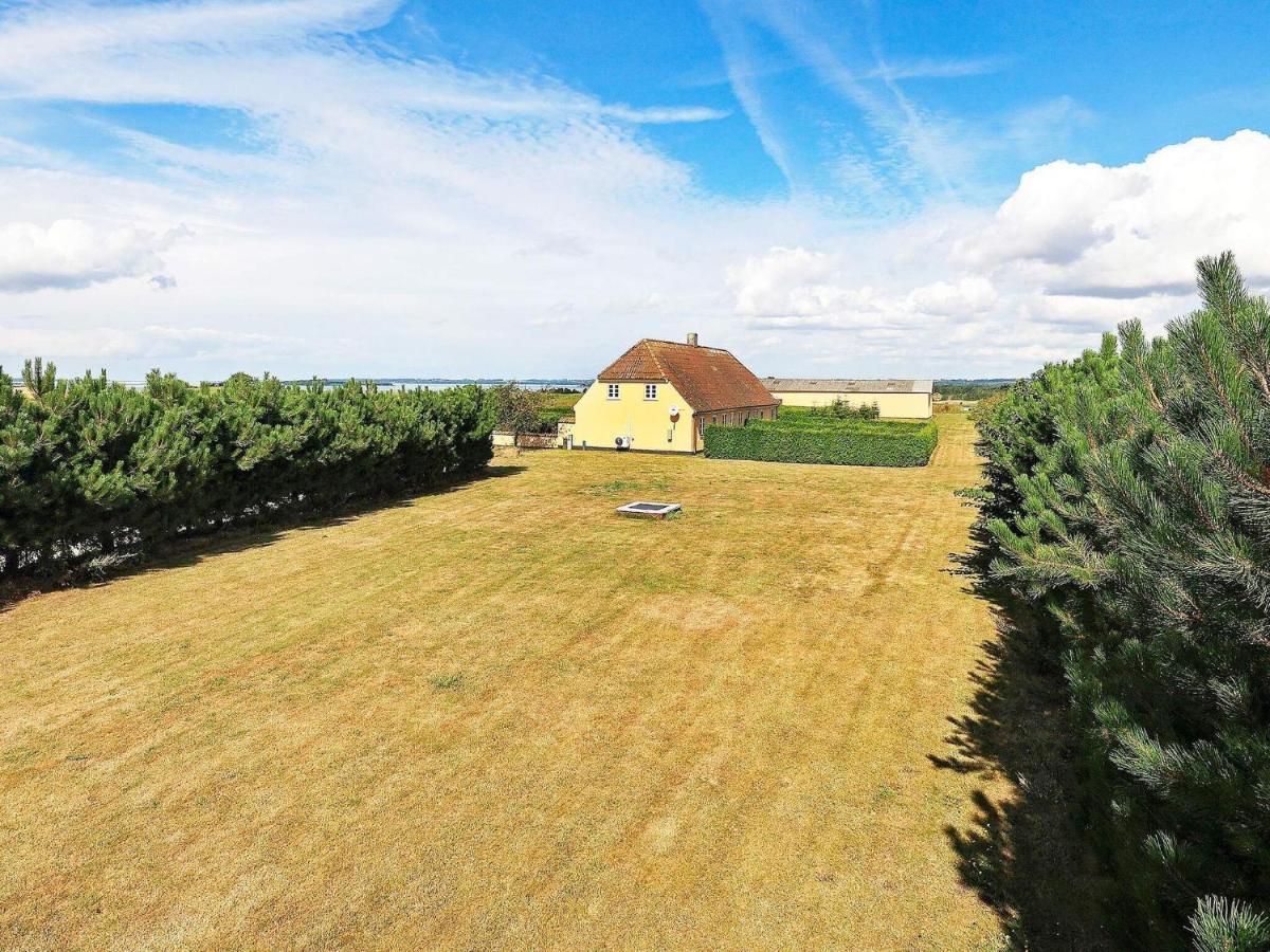 6 Person Holiday Home In Fåborg Екстериор снимка
